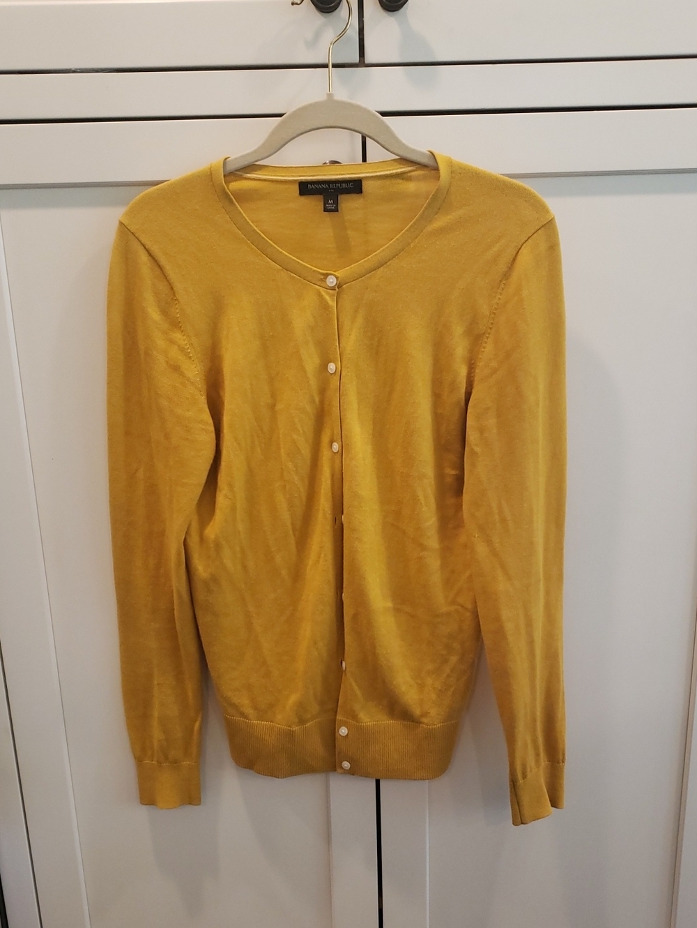 Banana Republic Women's Mustard Yellow Crew-Neck Button Cardigan